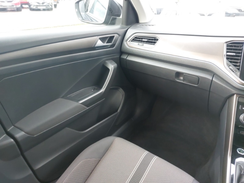 Used Volkswagen T-Roc 2018 for sale - 76983105: Photo 10