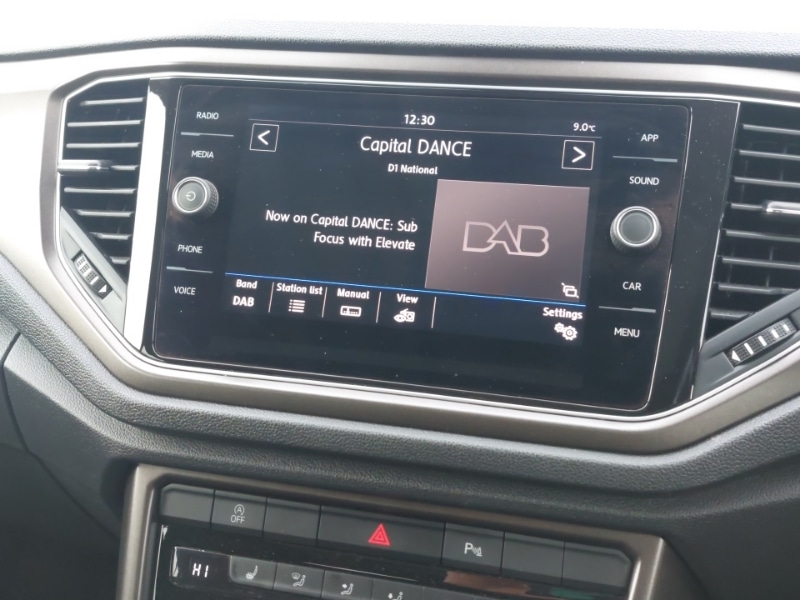 Used Volkswagen T-Roc 2018 for sale - 76983105: Photo 15