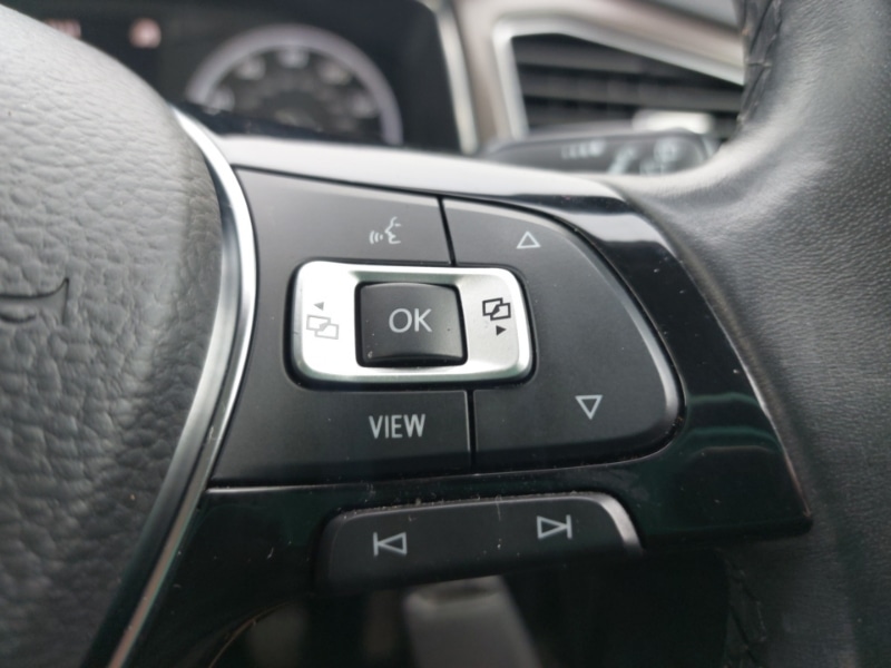 Used Volkswagen T-Roc 2018 for sale - 76983105: Photo 18