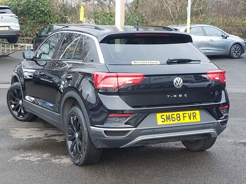 Used Volkswagen T-Roc 2018 for sale - 76983105: Photo 3