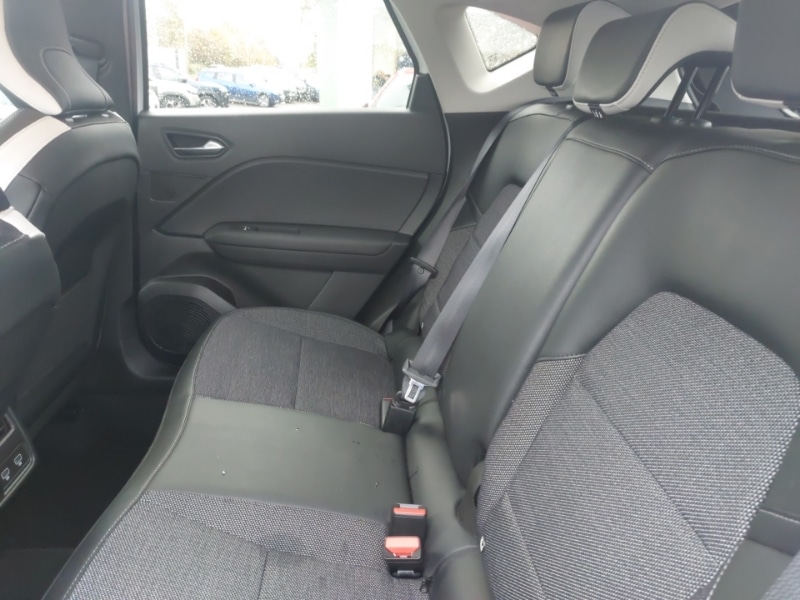 Used Renault Captur 2022 for sale - 76964196: Photo 6