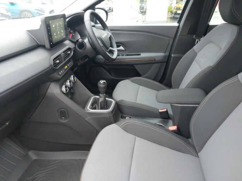 Used Dacia Sandero Stepway 2025 for sale - 77669582: Photo 5