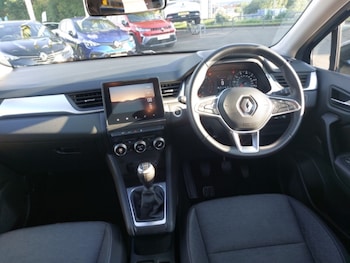 Used Renault Captur 2022 for sale - 79153544: Photo