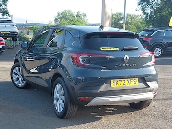 Used Renault Captur 2022 for sale - 79153544: Photo