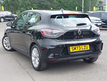 Used Renault Clio 2023 for sale - 79207718: Photo