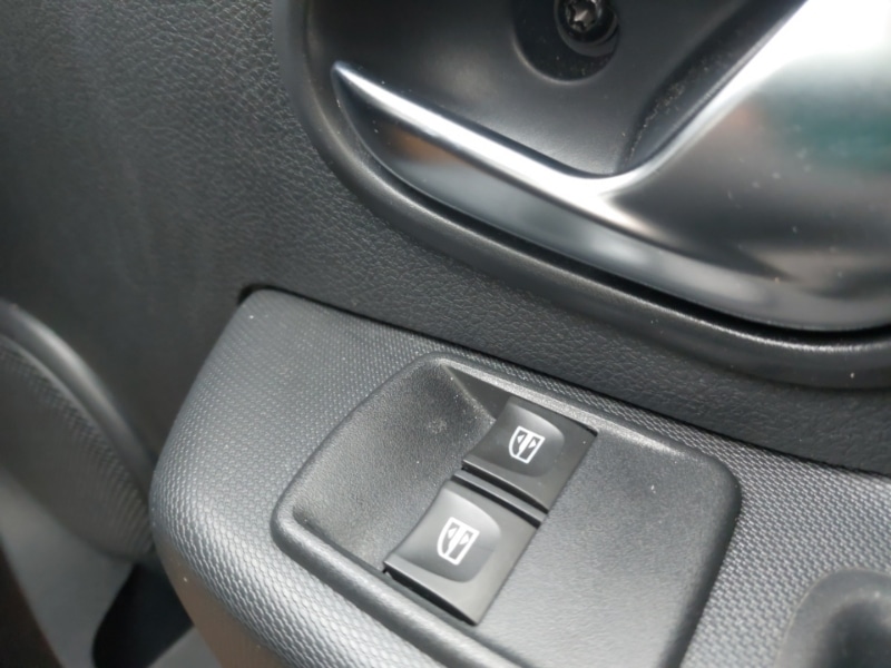 Used Dacia Sandero Stepway 2020 for sale - 77596752: Photo 16