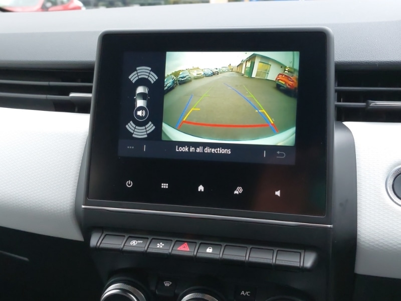 Used Renault Clio 2023 for sale - 76498297: Photo 17