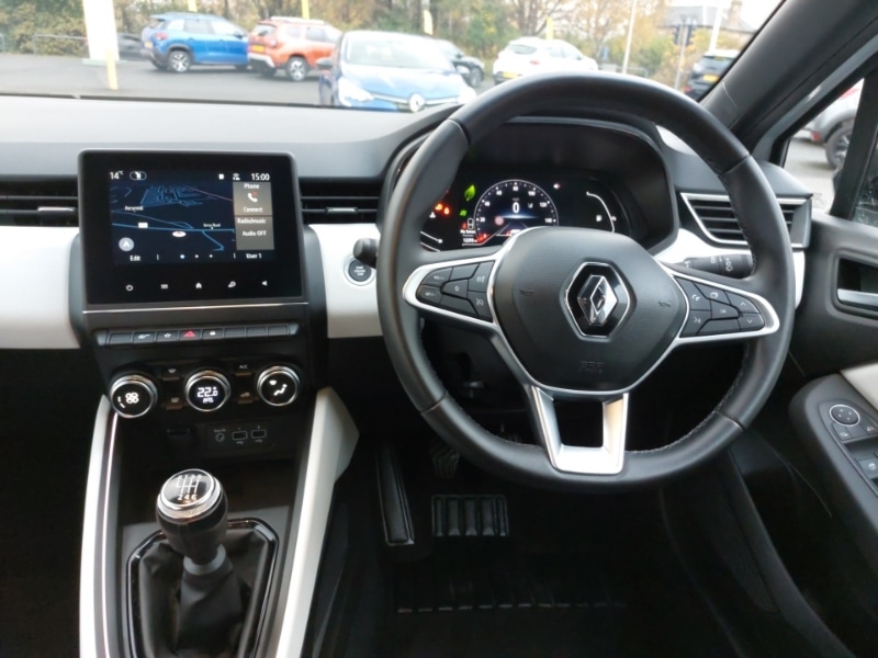 Used Renault Clio 2023 for sale - 76498297: Photo 7