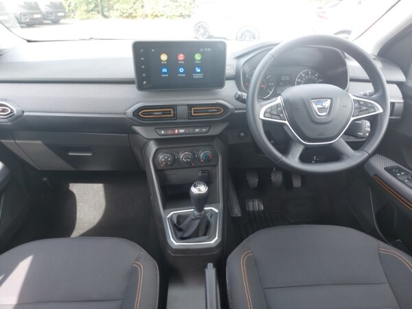 Used Dacia Sandero Stepway 2022 for sale - 75357802: Photo 2