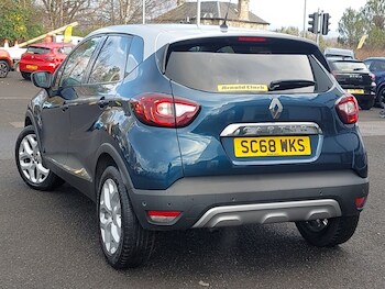 Used Renault Captur 2018 for sale - 76683778: Photo