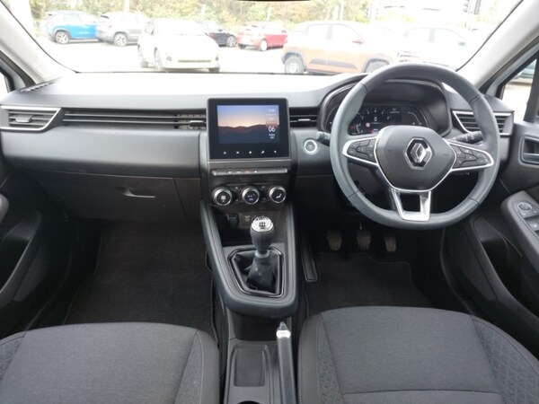 Used Renault Clio 2023 for sale - 76188082: Photo 2