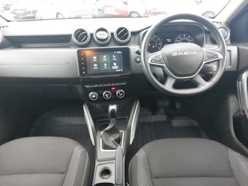 Used Dacia Duster 2023 for sale - 77209328: Photo