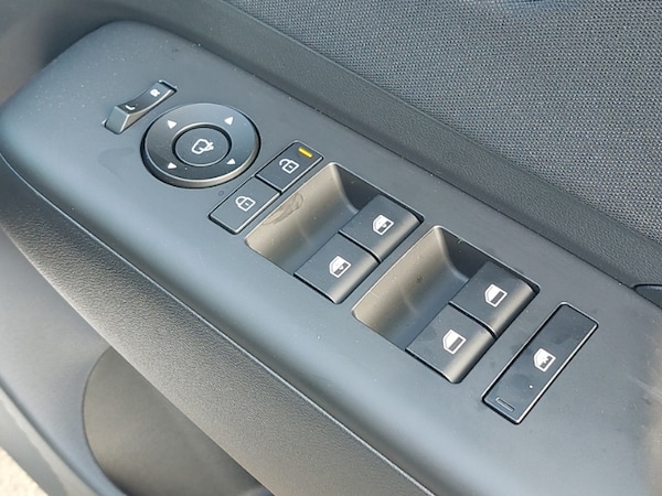 Used Hyundai KONA 2025 for sale - 76294258: Photo 15