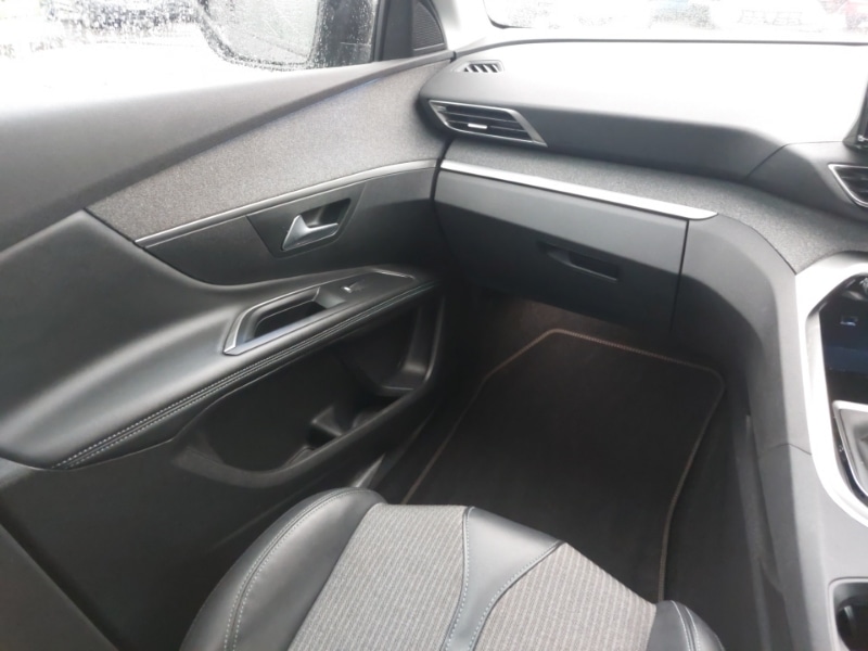 Used Peugeot 3008 2022 for sale - 77039435: Photo 10