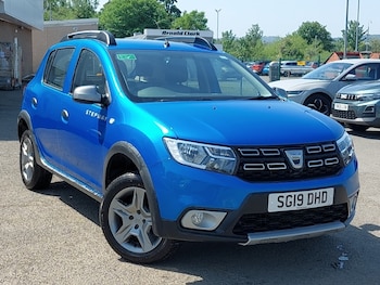 Used Dacia Sandero Stepway 2019 for sale - 78735492: Photo