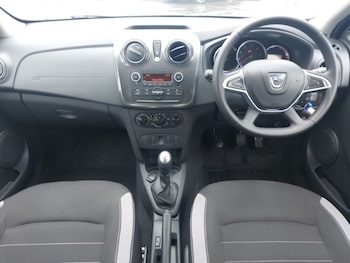 Used Dacia Sandero Stepway 2019 for sale - 78735492: Photo