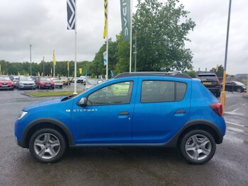 Used Dacia Sandero Stepway 2019 for sale - 78735492: Photo