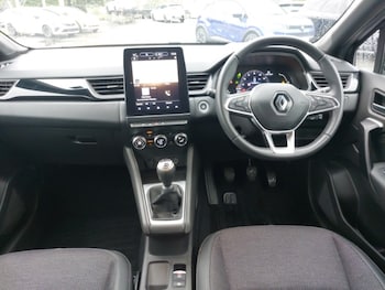 Used Renault Captur 2023 for sale - 79387017: Photo
