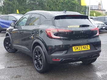 Used Renault Captur 2023 for sale - 79387017: Photo