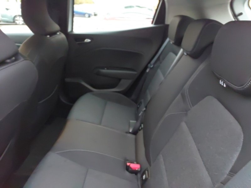 Used Renault Clio 2022 for sale - 76172231: Photo 6