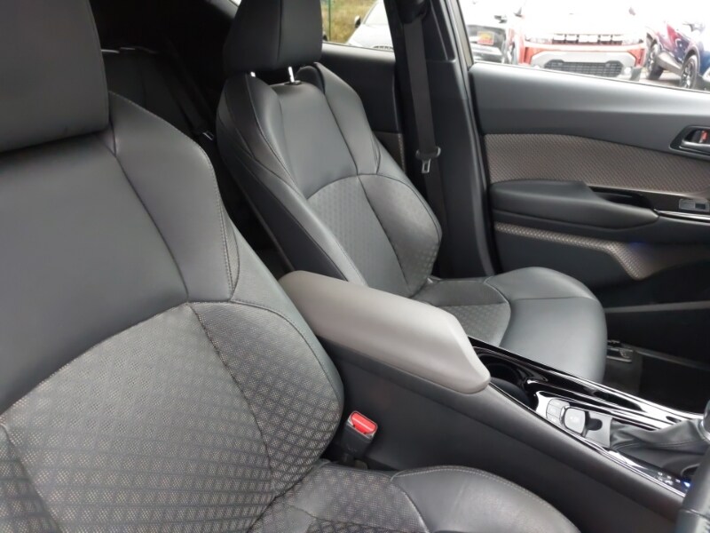 Used Toyota C-HR 2021 for sale - 76369748: Photo 13