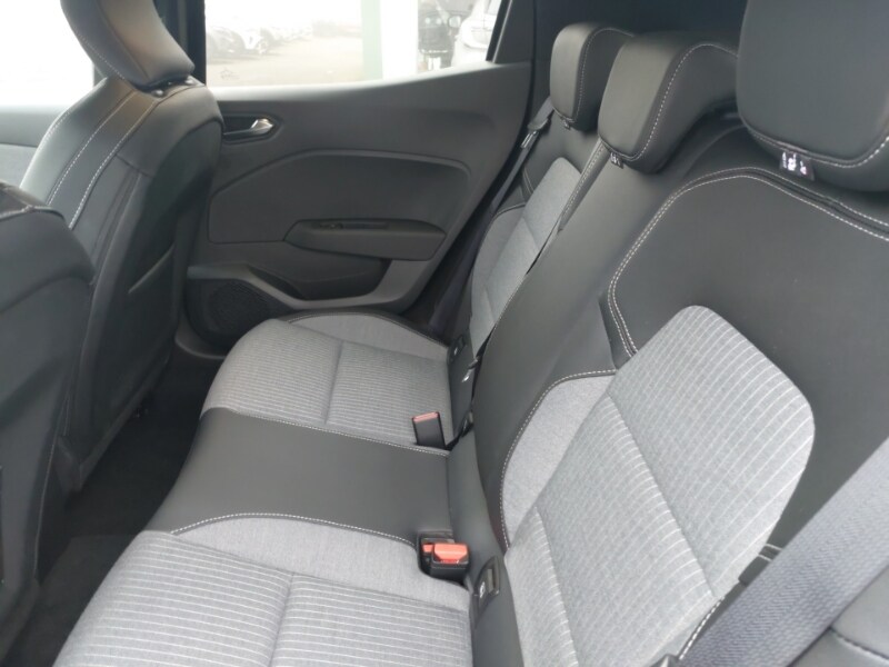 Used Renault Clio 2025 for sale - 77964321: Photo 6