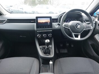 Used Renault Clio 2023 for sale - 77678204: Photo