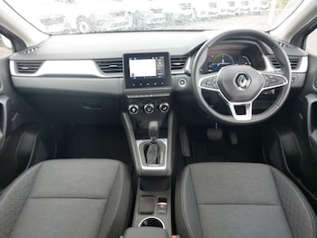 Used Renault Captur 2023 for sale - 79347987: Photo