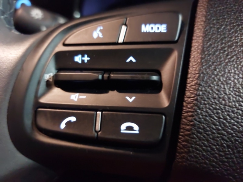 Used Hyundai i10 2023 for sale - 76583710: Photo 18