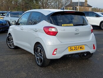 Used Hyundai i10 2020 for sale - 77988110: Photo