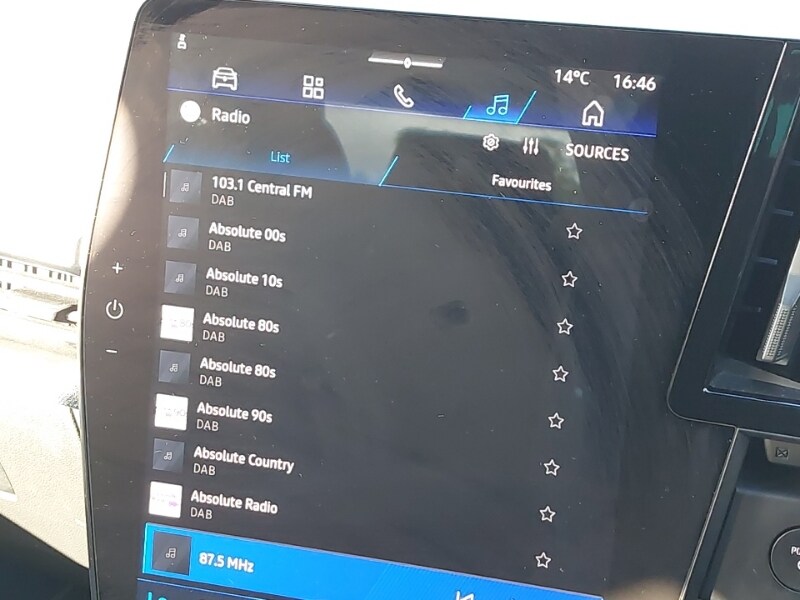 Used Renault Scenic E-Tech 2024 for sale - 76947595: Photo 15