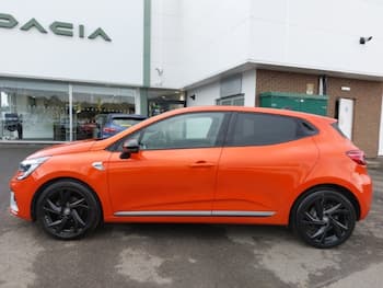Used Renault Clio 2023 for sale - 79666080: Photo