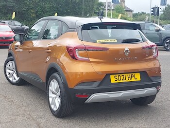 Used Renault Captur 2021 for sale - 75362692: Photo