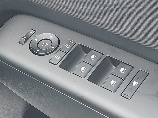 Used Hyundai KONA 2025 for sale - 75780653: Photo 13