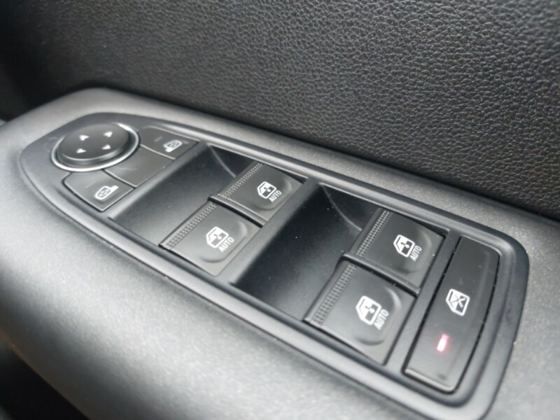 Used Renault Captur 2023 for sale - 77816378: Photo 19