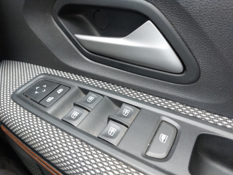 Used Dacia Sandero Stepway 2023 for sale - 77428688: Photo 19