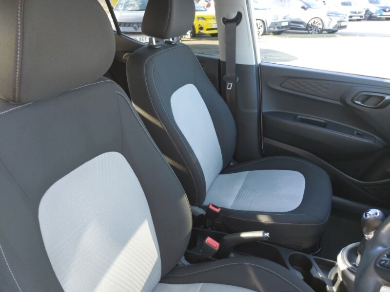 Used Hyundai i10 2021 for sale - 77716973: Photo 13