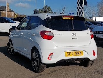 Used Hyundai i10 2021 for sale - 77716973: Photo