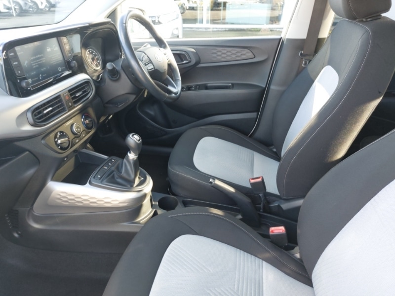 Used Hyundai i10 2021 for sale - 77716973: Photo 5