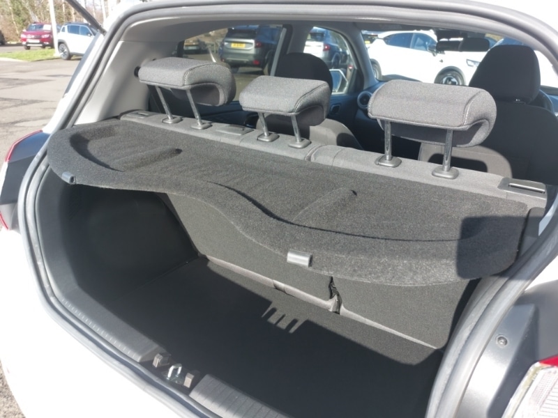 Used Hyundai i10 2021 for sale - 77716973: Photo 8