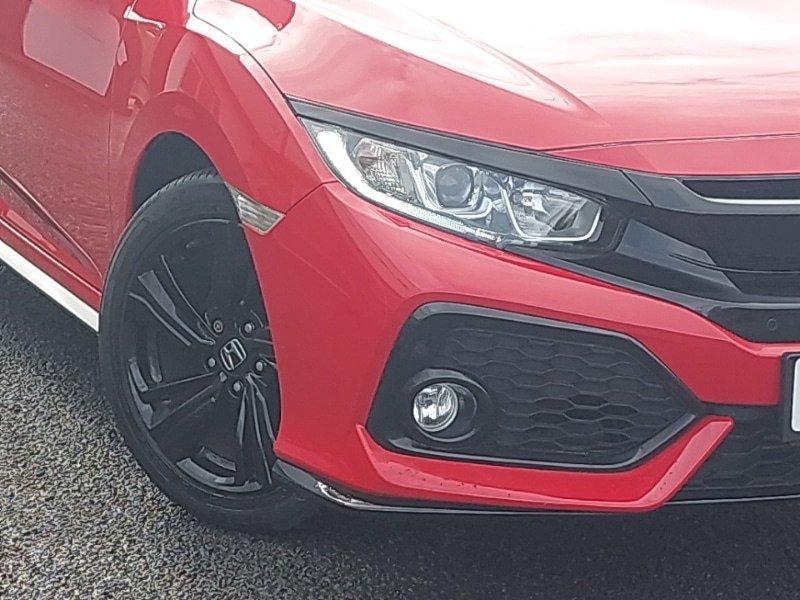 Used Honda Civic 2019 for sale - 76384010: Photo 9