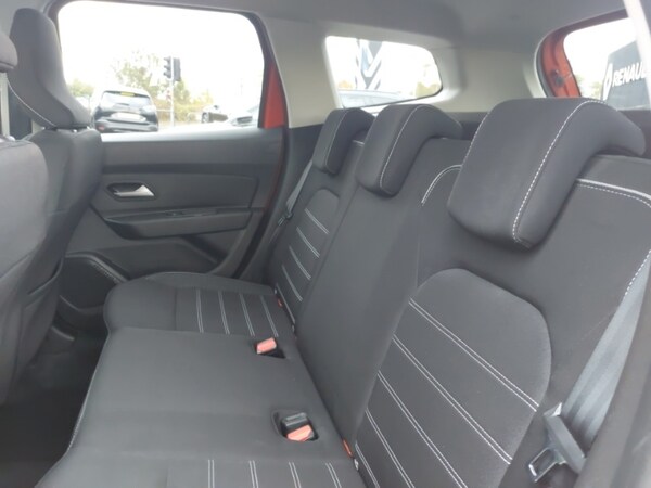 Used Dacia Duster 2023 for sale - 76325412: Photo 6