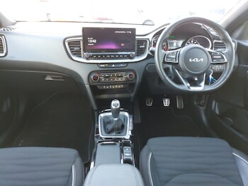 Used Kia XCeed 2023 for sale - 77252087: Photo