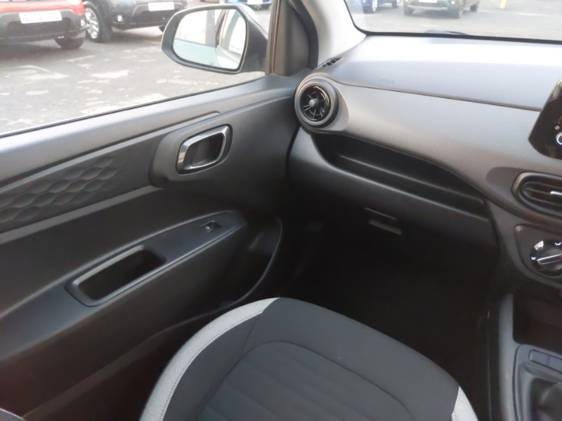 Used Hyundai i10 2022 for sale - 76566971: Photo 10