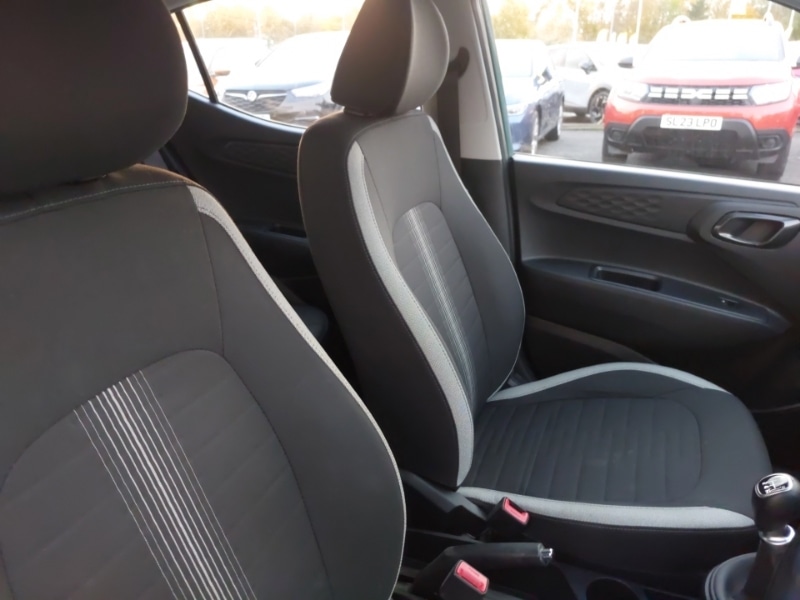 Used Hyundai i10 2022 for sale - 76566971: Photo 13