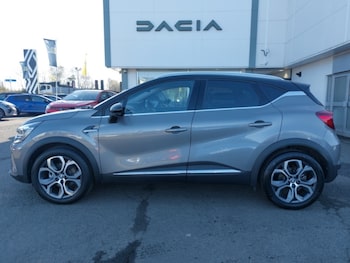 Used Renault Captur 2023 for sale - 78211339: Photo
