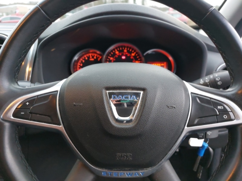 Used Dacia Sandero Stepway 2020 for sale - 77560905: Photo 17