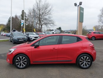 Used Renault Clio 2023 for sale - 78164383: Photo