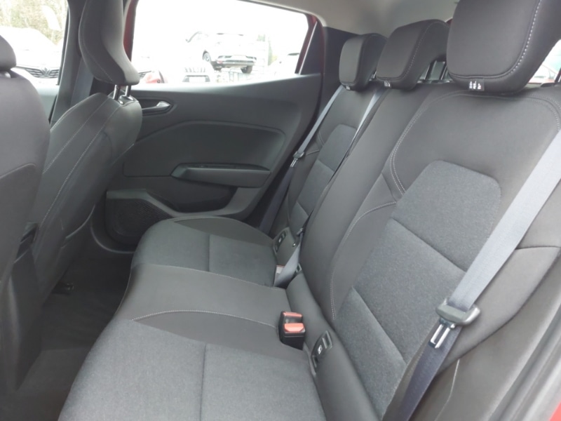 Used Renault Clio 2023 for sale - 78164383: Photo 6