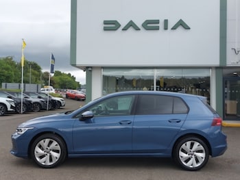 Used Volkswagen Golf 2024 for sale - 79144331: Photo
